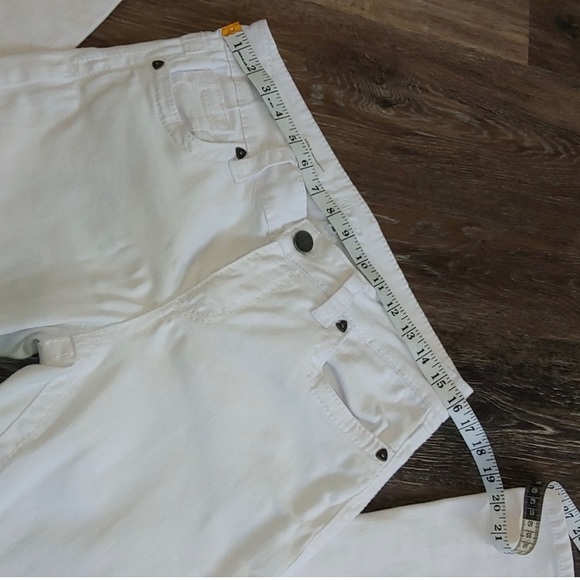 Kut From The Kloth 'Natalie' White Denim Jean - Picture 6 of 7